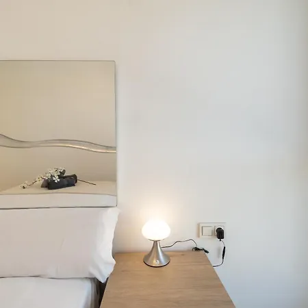 Xpce Urban 17 Skyline - Parking Free Apartment *