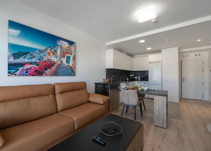 Xpce Urban 17 Skyline - Parking Free Apartment Málaga